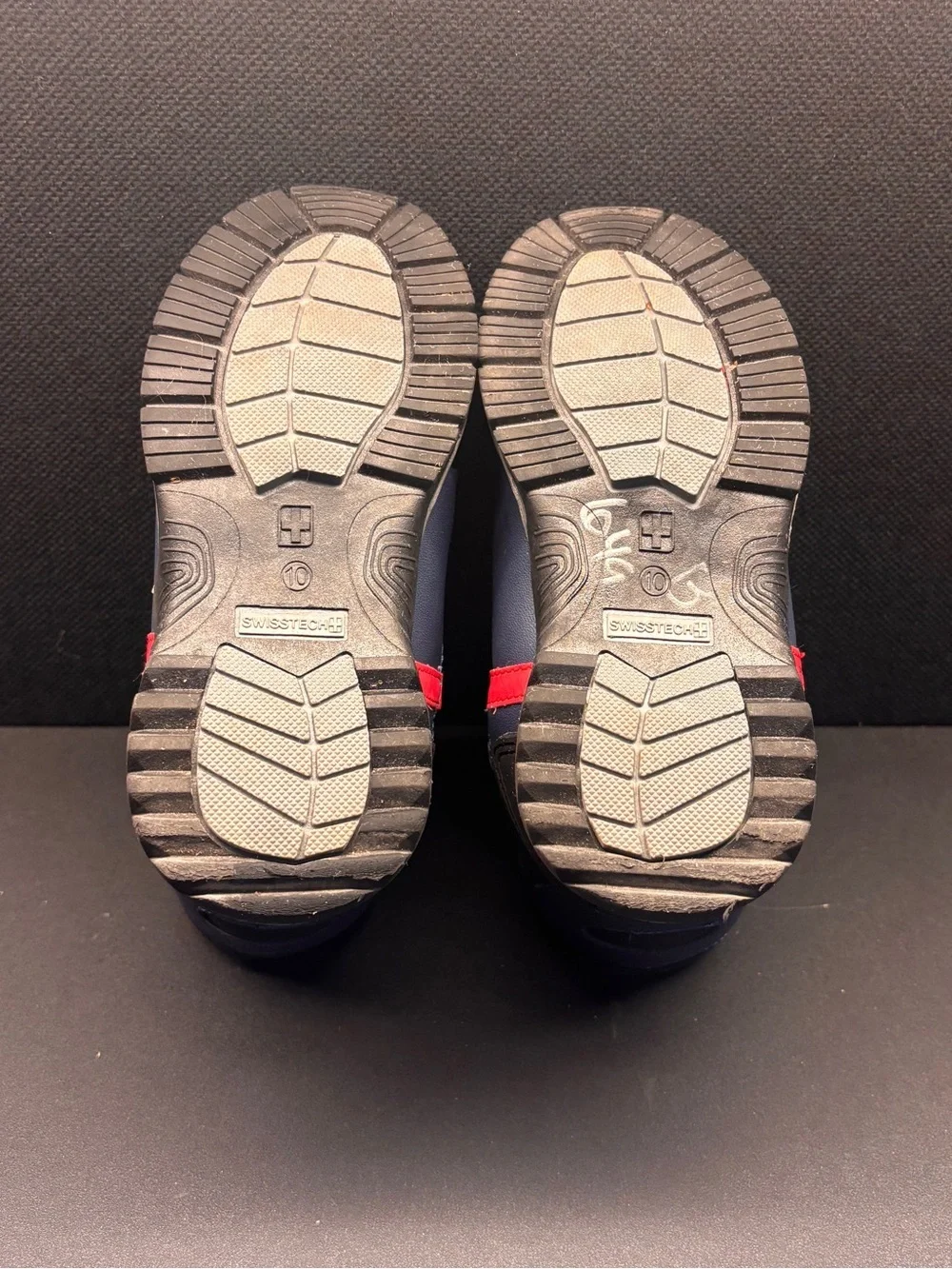 SwissTech 3M Thinsulate Sz10 (fits 6yo) Kid Waterproof Snow Boots Rated to -25F